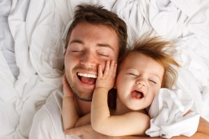 Papel del padre durante los primeros días