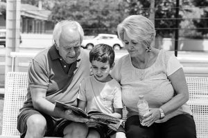 Abuelos y nietos