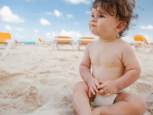 Precauciones con el bebé en la playa