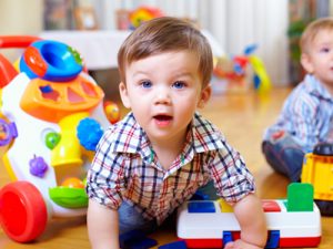 Niños jugando