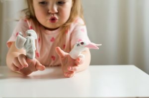 Juguetes para niños de un año: estimulación y aprendizaje