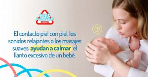 El contacto piel con piel, los sonidos relajantes o los masajes suaves ayudan a calmar el llanto excesivo de un bebé